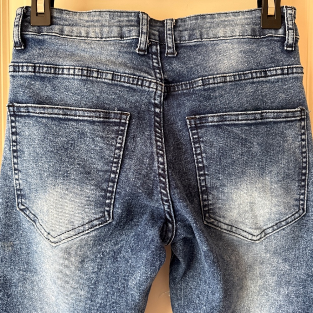 Boys/Mens Distressed Jeans size 28 - Picture 4 of 10